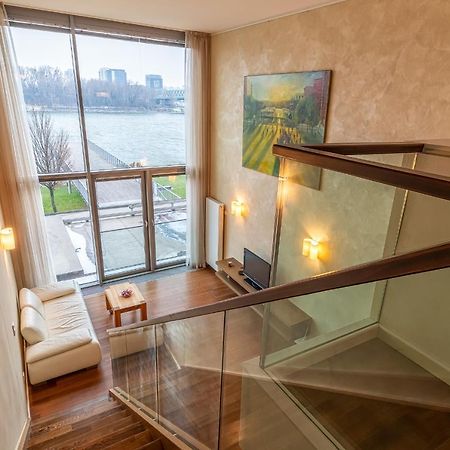 Luxury With Danube River View Μπρατισλάβα Εξωτερικό φωτογραφία